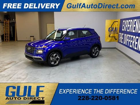 Used 2025 Hyundai Venue SEL FWD image 5