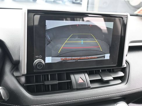Used 2025 Toyota RAV4 XLE w/ Convenience Package FWD image 16