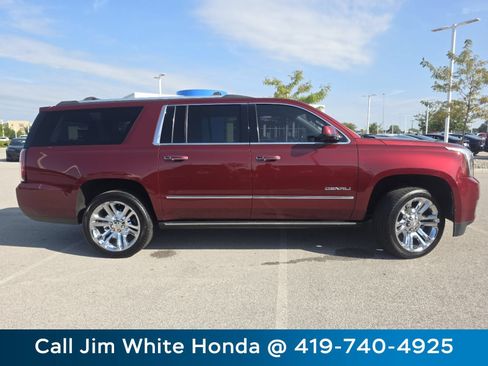 Used 2020 GMC Yukon XL Denali w/ Open Road Package AWD/4WD image 16
