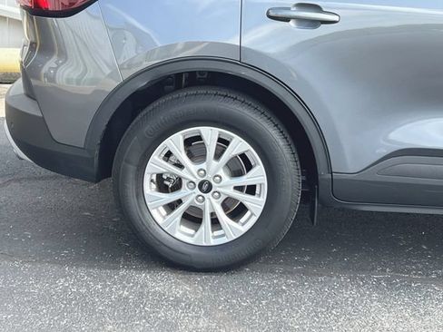 Used 2023 Ford Escape Active w/ Tech Pack #2 AWD/4WD image 35