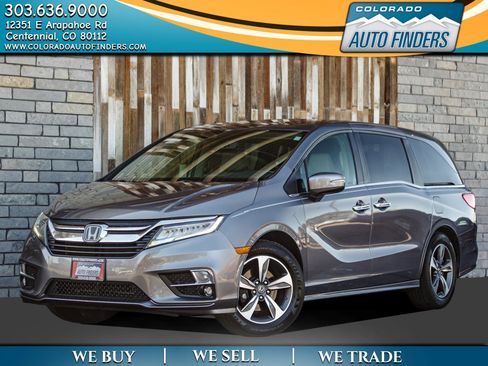Used 2018 Honda Odyssey Touring image 1