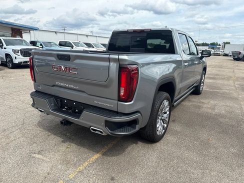 Used 2025 GMC Sierra 1500 Denali w/ Denali Reserve Package AWD/4WD image 5