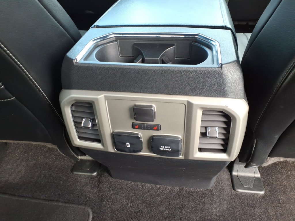 Used 2019 Ford F150 Lariat w/ Equipment Group 502A Luxury AWD/4WD image 17