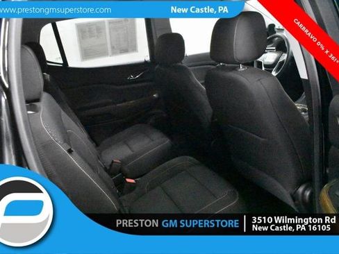 Certified 2023 GMC Acadia SLE w/ LPO, Floor Liner Package image 17