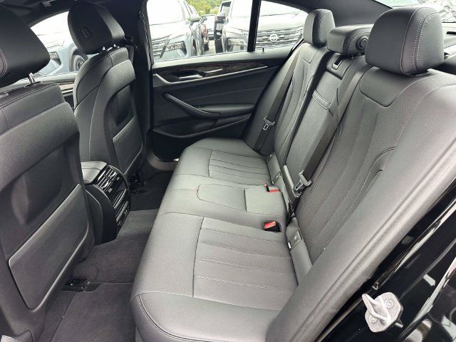 Used 2023 BMW 530i xDrive w/ Convenience Package AWD/4WD image 16