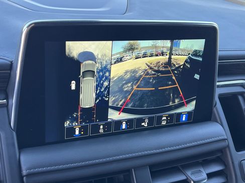 Used 2022 Chevrolet Tahoe LT w/ Luxury Package image 16