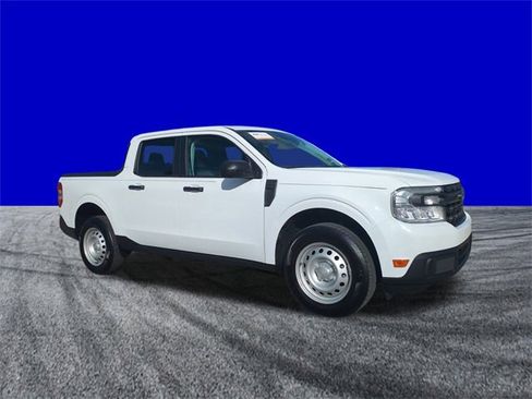 Used 2024 Ford Maverick XL image 2