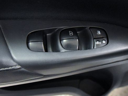 Used 2018 Nissan Sentra SV image 14