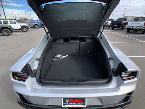 New 2026 Dodge Charger Scat Pack w/ Blacktop Package AWD/4WD image 23