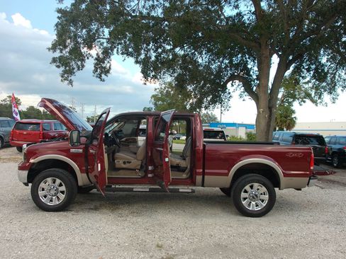 Used 2006 Ford F250 Lariat AWD/4WD image 10
