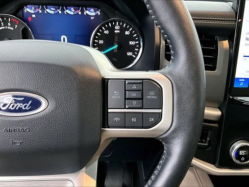 Used 2023 Ford Expedition XLT AWD/4WD image 23