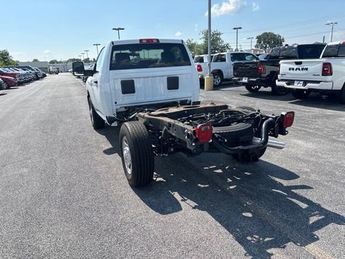 Used 2024 RAM 2500 Tradesman RWD image 12