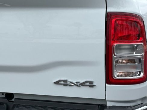 Used 2022 RAM 2500 Tradesman w/ Chrome Appearance Group image 25