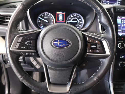 Used 2022 Subaru Ascent Limited AWD/4WD image 3