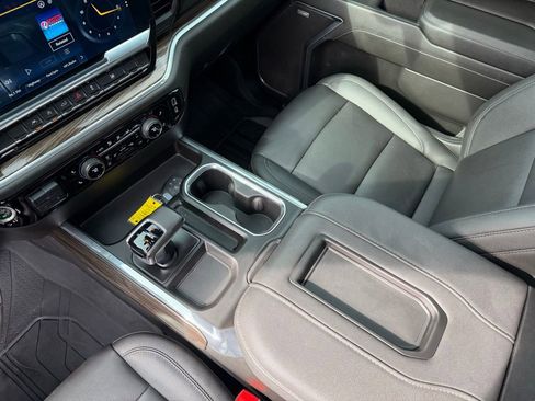 Used 2022 Chevrolet Silverado 1500 RST w/ Redline Edition image 38