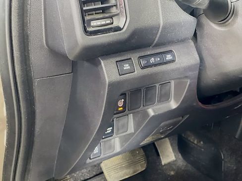 Used 2022 Nissan Frontier Pro-X w/ Technology Package RWD image 11