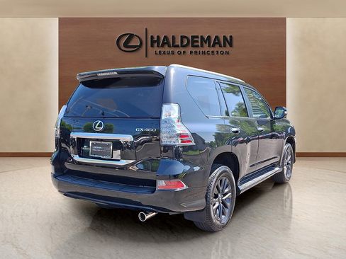Used 2023 Lexus GX 460 Premium w/ Premium Plus Package AWD/4WD image 6