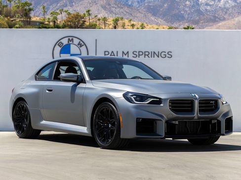 New 2026 BMW M2 w/ Lighting Package RWD image 2