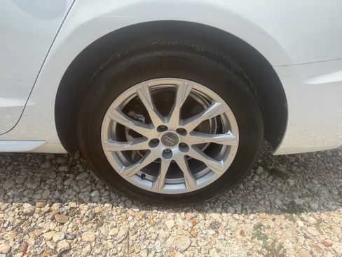 Used 2020 Audi A4 2.0T Premium image 34