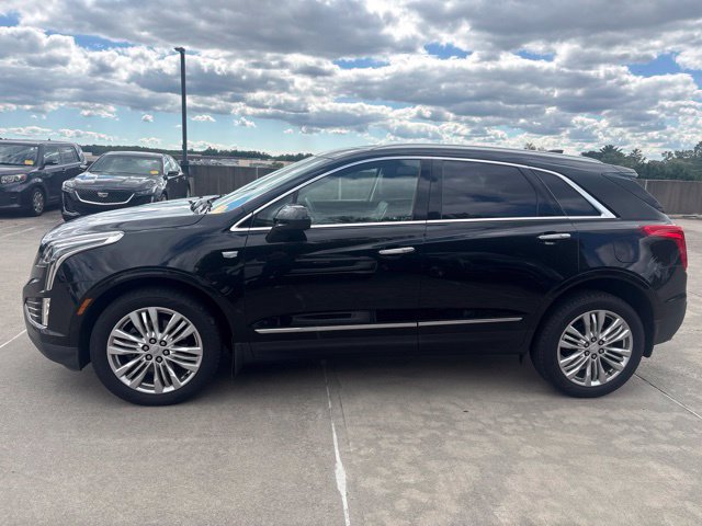 Used 2018 Cadillac XT5 Premium Luxury FWD image 2