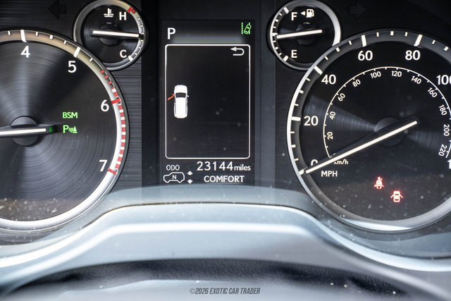 Used 2023 Lexus GX 460 Luxury w/ Sport Design Package AWD/4WD image 28