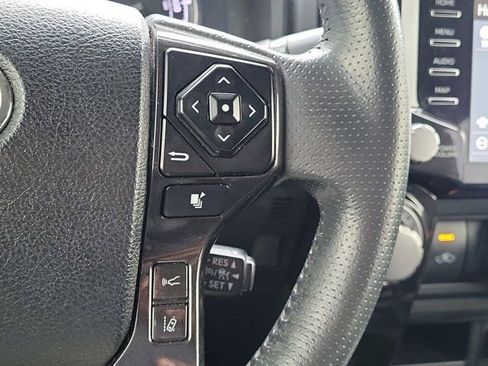 Used 2021 Toyota 4Runner TRD Off-Road Premium AWD/4WD image 21