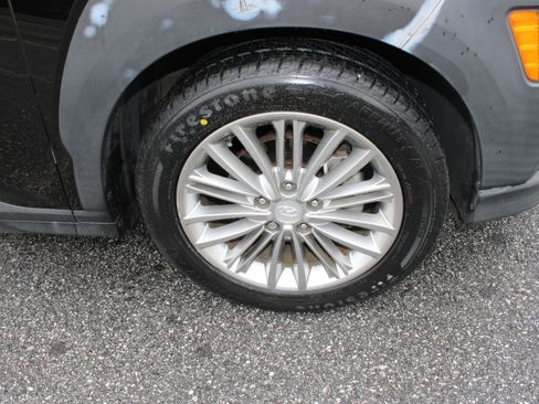 Used 2021 Hyundai Kona SEL Plus FWD image 9