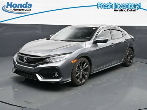 Used 2018 Honda Civic Sport Touring image 4
