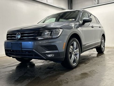 Used 2020 Volkswagen Tiguan SEL image 30