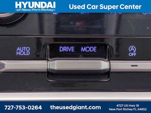 Used 2025 Hyundai Santa Fe Calligraphy FWD image 29