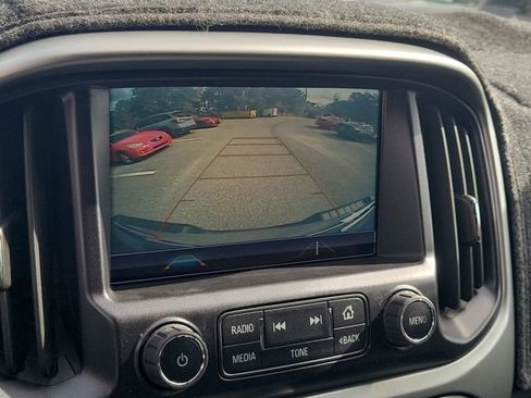 Used 2018 Chevrolet Colorado ZR2 image 27