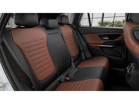 New 2026 Mercedes-Benz GLC 43 AMG 4MATIC image 5