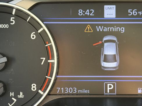 Used 2021 Nissan Altima 2.5 Platinum image 24