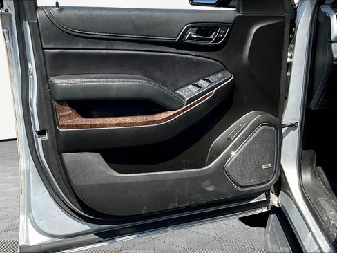 Used 2020 Chevrolet Tahoe LT AWD/4WD image 20