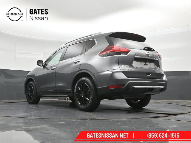 Used 2018 Nissan Rogue SV AWD/4WD image 44