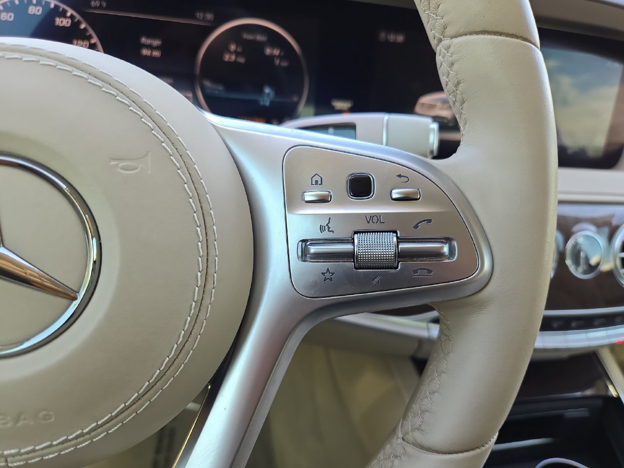 Used 2019 Mercedes-Benz S 450 Sedan image 19