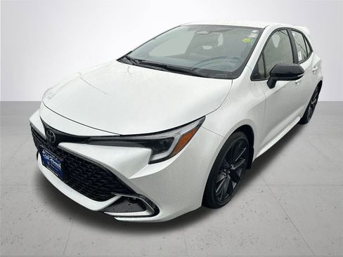 New 2026 Toyota Corolla XSE image 2