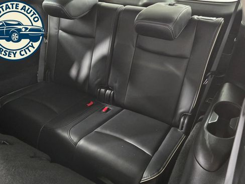 Used 2019 INFINITI QX60 Pure AWD/4WD image 30