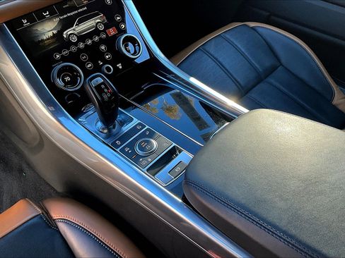Used 2022 Land Rover Range Rover Sport Autobiography image 18