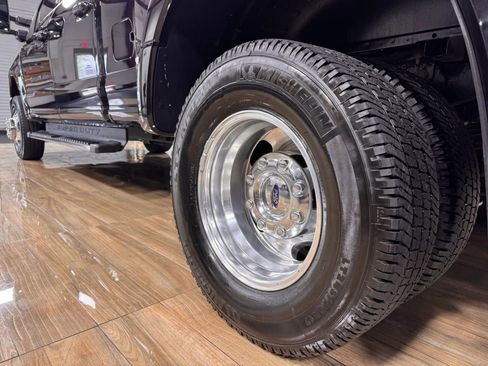 Used 2020 Ford F350 Lariat w/ Lariat Ultimate Package image 8