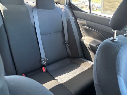 Used 2025 Nissan Versa SV image 37