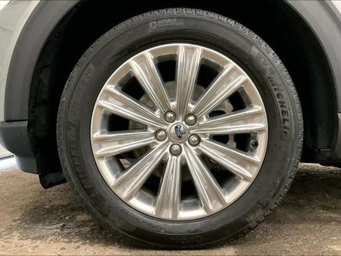 Used 2020 Ford Explorer Limited AWD/4WD image 8