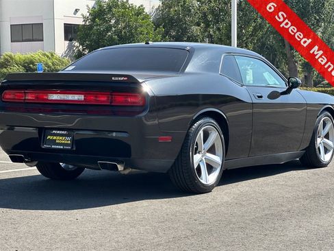 Used 2009 Dodge Challenger SRT8 w/ SRT Option Group II image 4