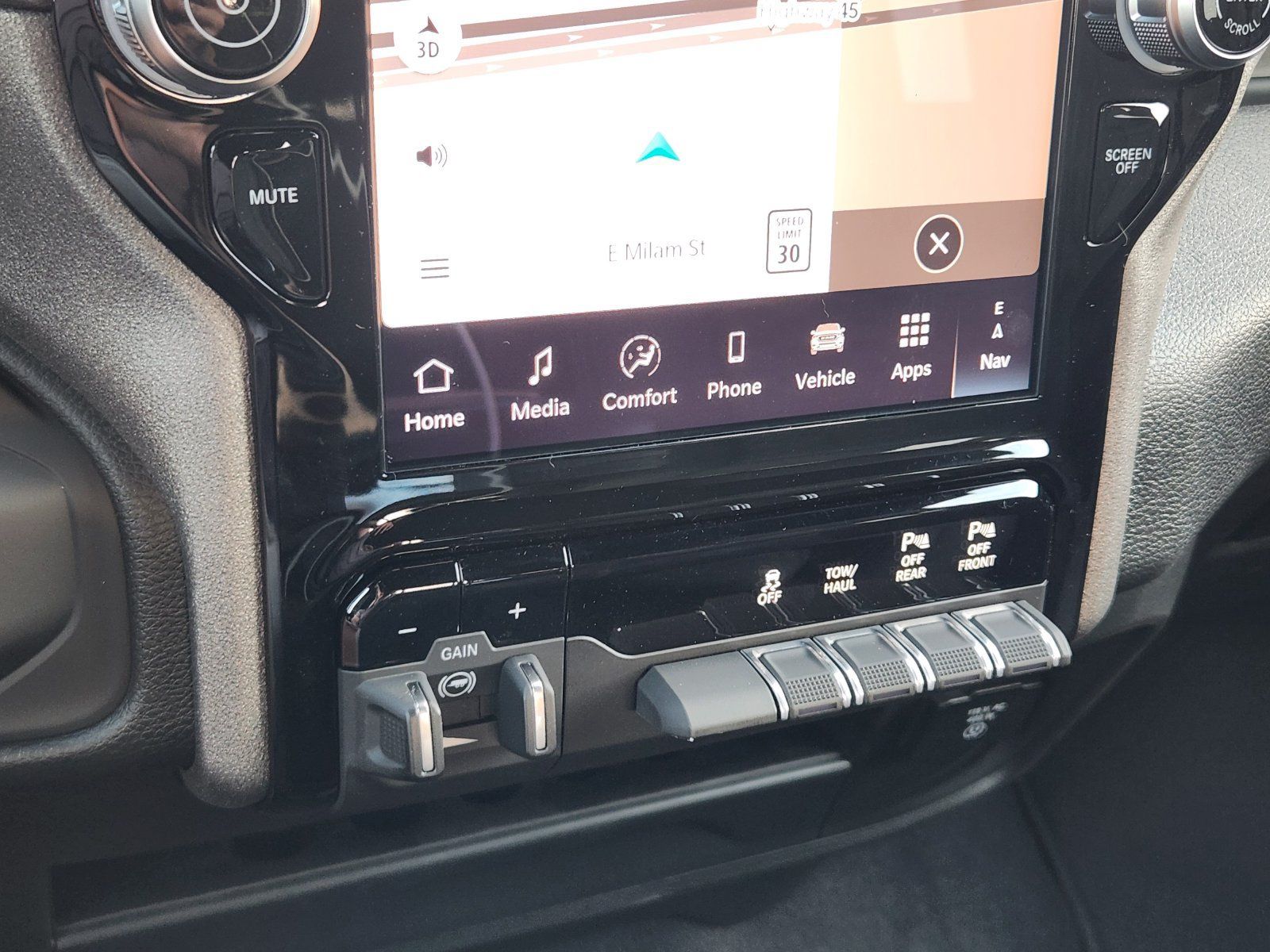 New 2027 RAM 2500 Tradesman AWD/4WD image 18