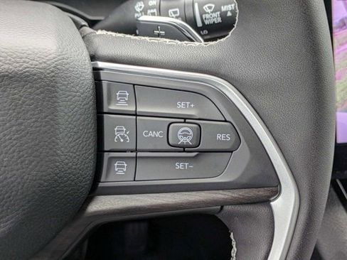 New 2026 Jeep Grand Cherokee L 2WD image 28