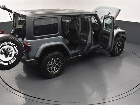New 2025 Jeep Wrangler Rubicon image 30