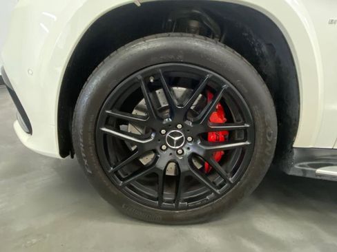 Used 2019 Mercedes-Benz GLS 63 AMG AMG GLS 63 4MATIC SUV w/ AMG Night Styling Package image 19