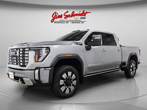 Used 2024 GMC Sierra 2500 Denali w/ Denali Reserve Package image 3