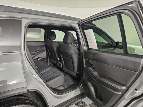 New 2026 Jeep Cherokee Laredo image 34