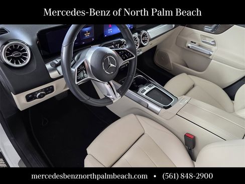 Certified 2025 Mercedes-Benz GLB 250 image 11